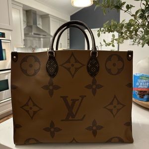 Onthgo GM tote